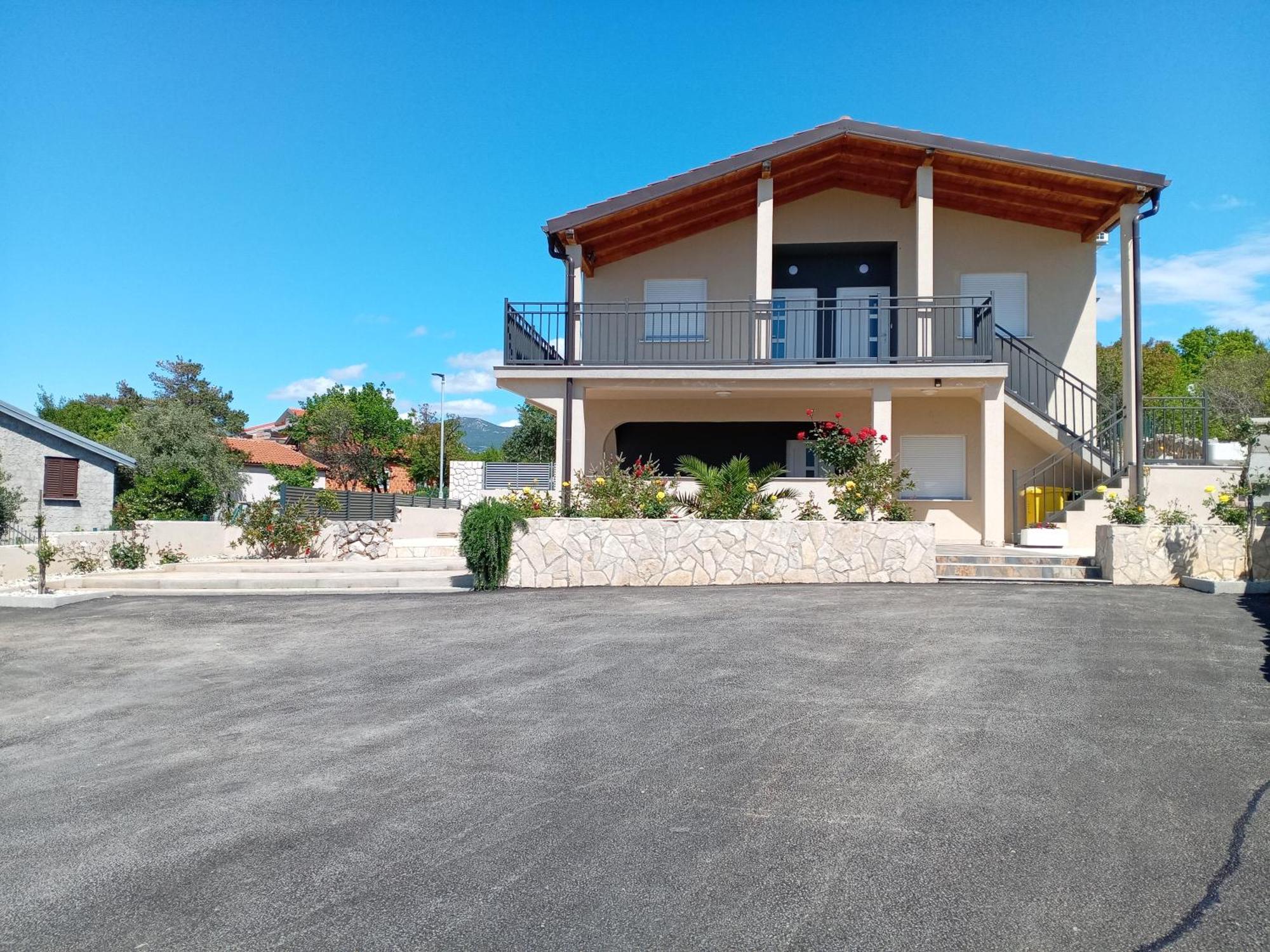 Apartmani Suzana Crikvenica Exterior foto