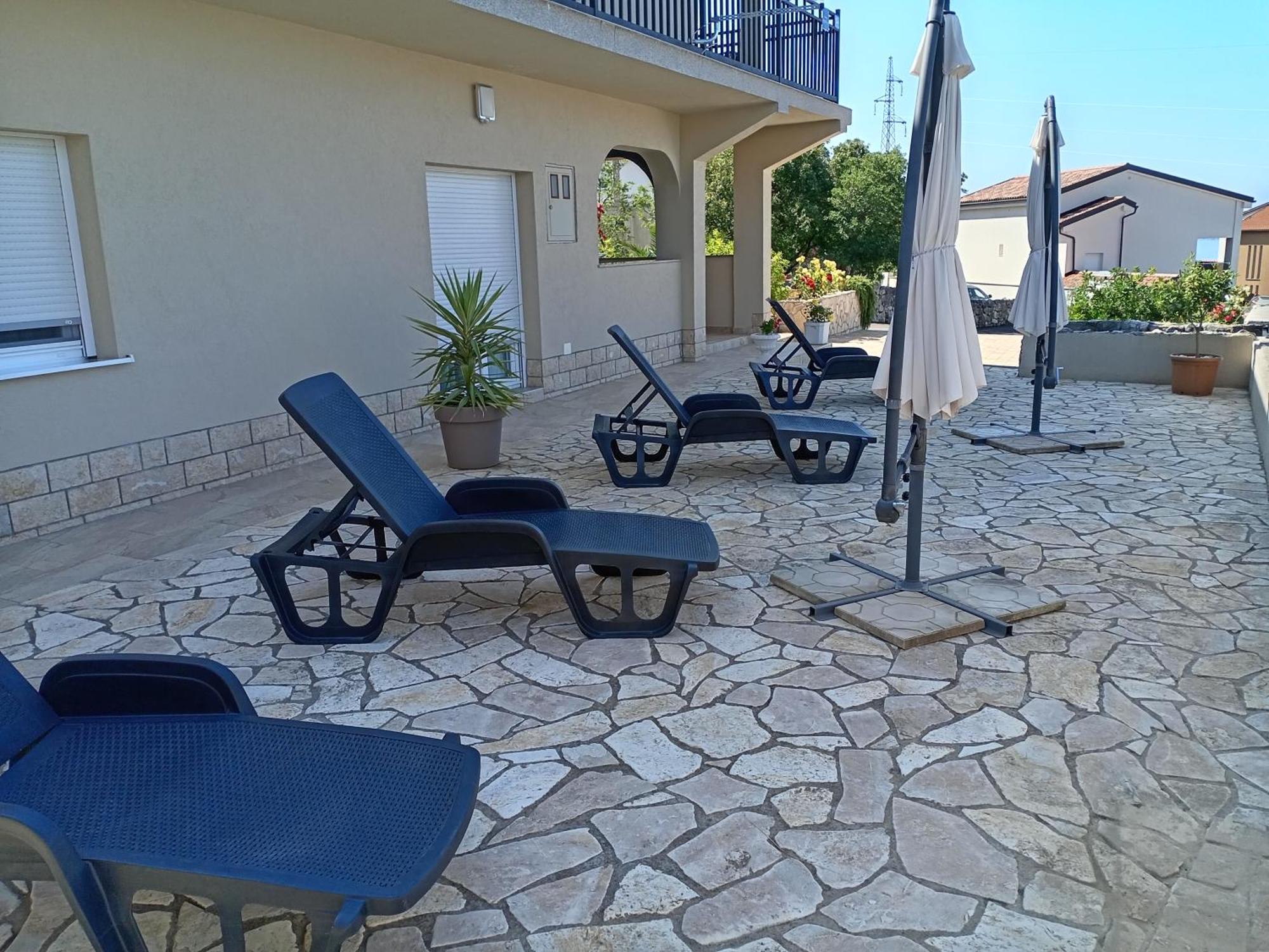 Apartmani Suzana Crikvenica Exterior foto